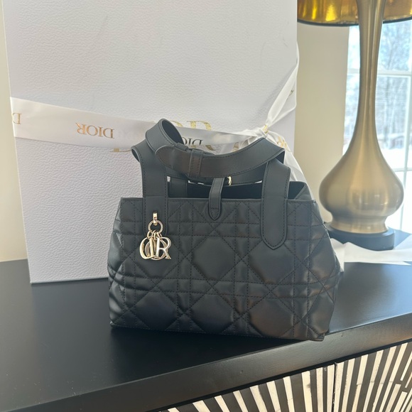 Dior Black Small Toujours Bag - Picture 4 of 13